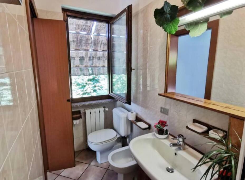 הוילה Oleggio Castello Il Vecchio Kiwi - House With Private Garden מראה חיצוני תמונה